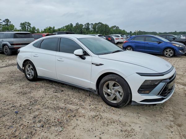 2025 HYUNDAI SONATA SE