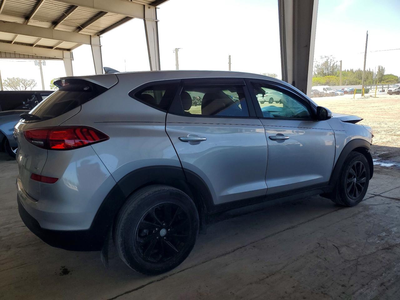 2020 HYUNDAI TUCSON SE