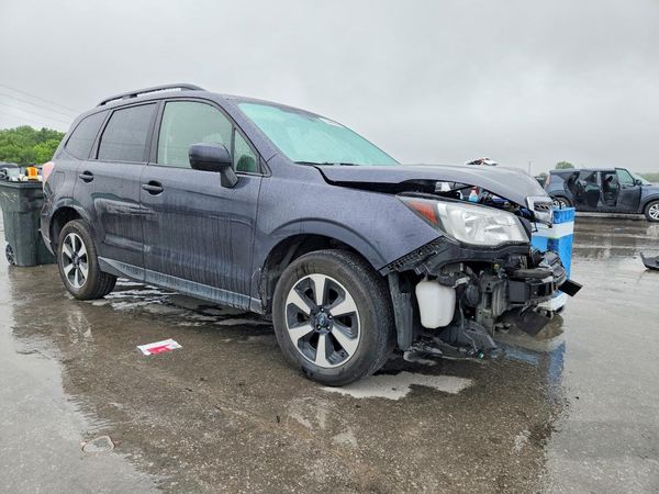 2018 SUBARU FORESTER Premium+ES