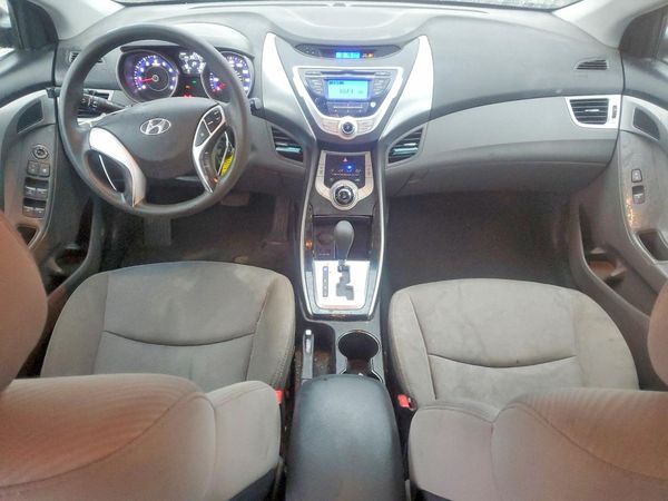2012 HYUNDAI ELANTRA GLS(Middle grade)