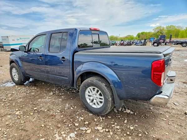 2021 NISSAN FRONTIER