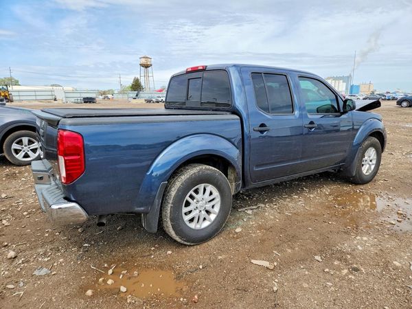 2021 NISSAN FRONTIER