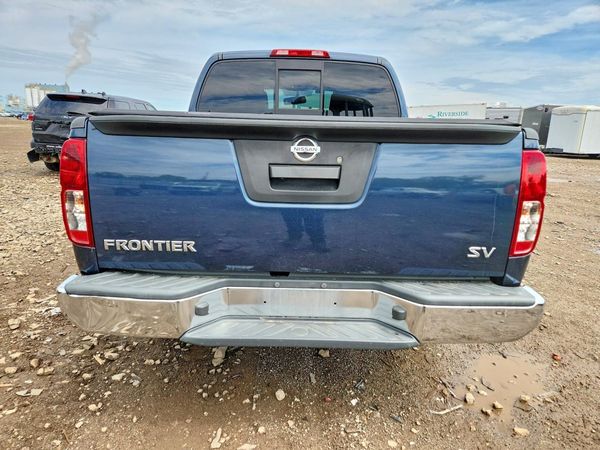 2021 NISSAN FRONTIER