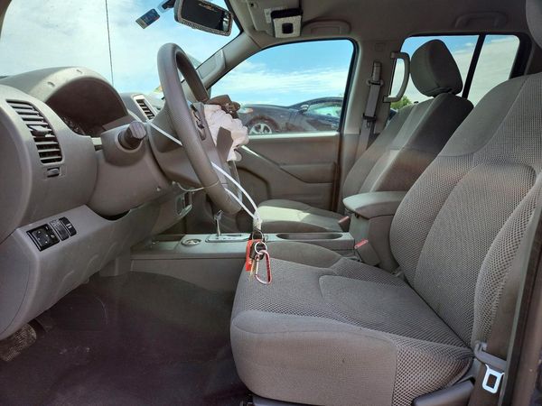 2021 NISSAN FRONTIER
