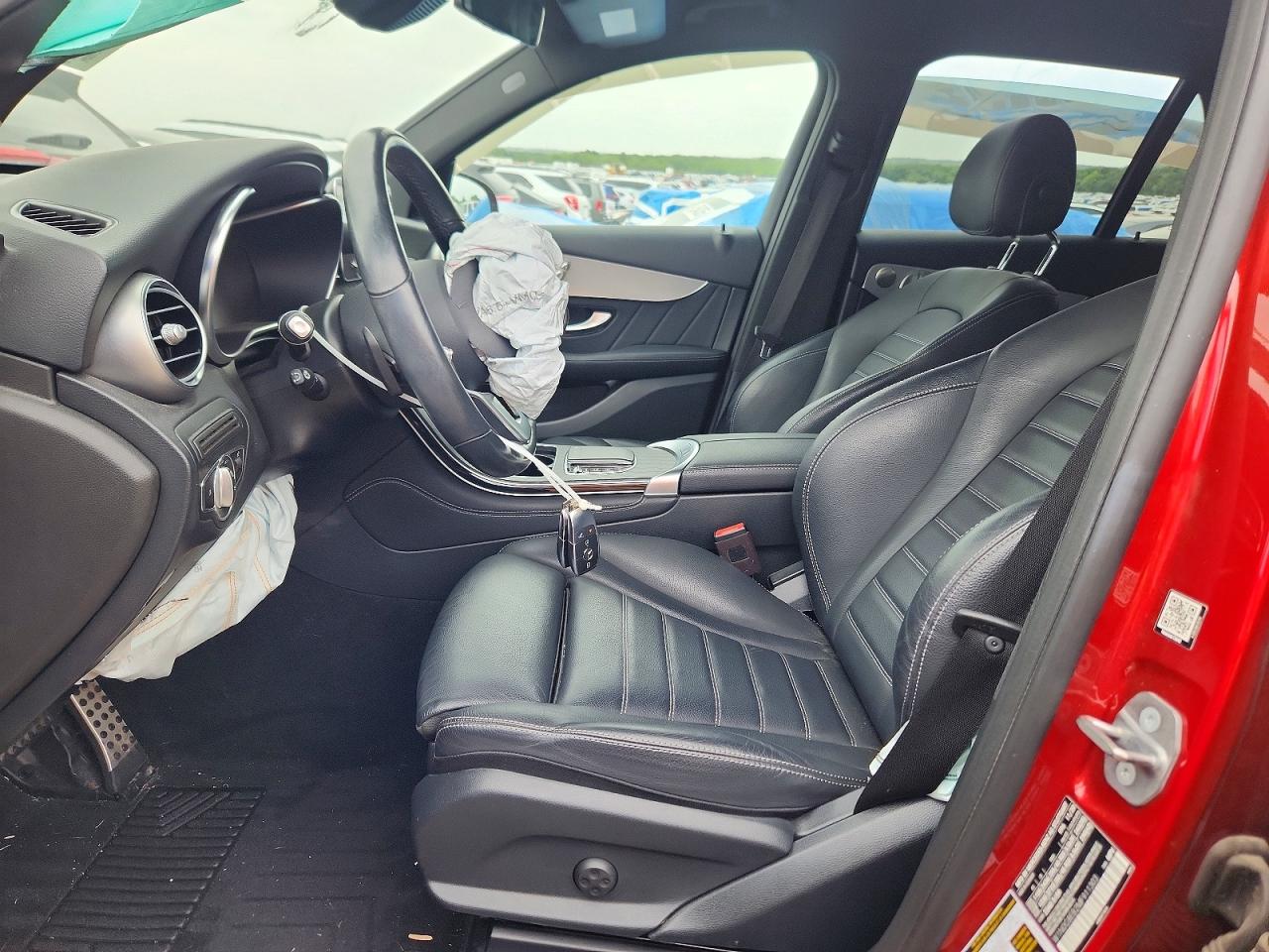 2021 MERCEDES-BENZ GLC GLC300-4M