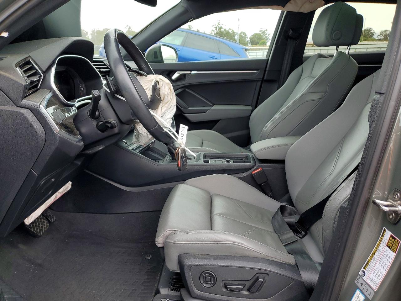 2024 AUDI Q3