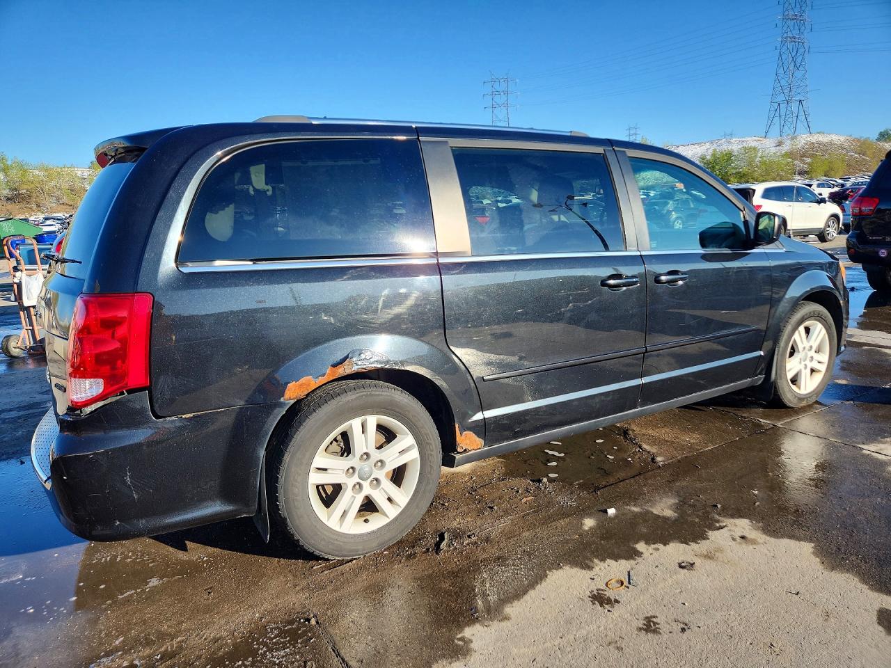 2013 DODGE GRAND CARAVAN Crew