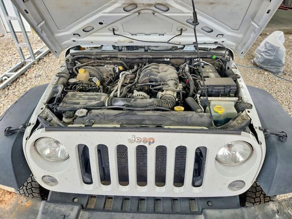2016 JEEP WRANGLER UNLIMITED SPORT 4X4