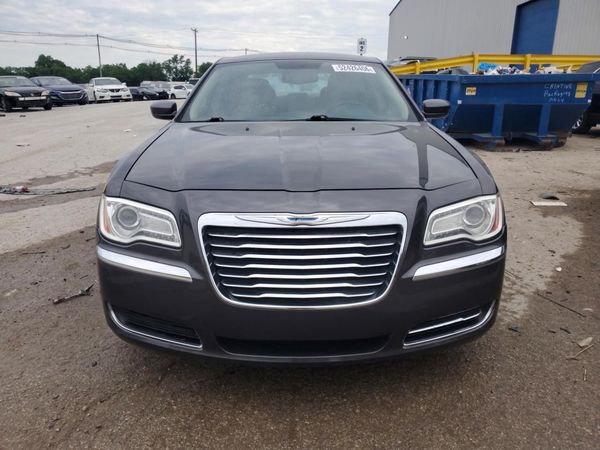 2013 CHRYSLER 300