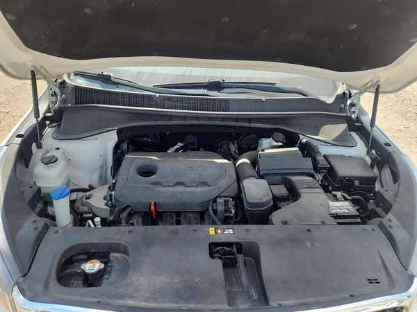 2016 KIA SORENTO L / LX
