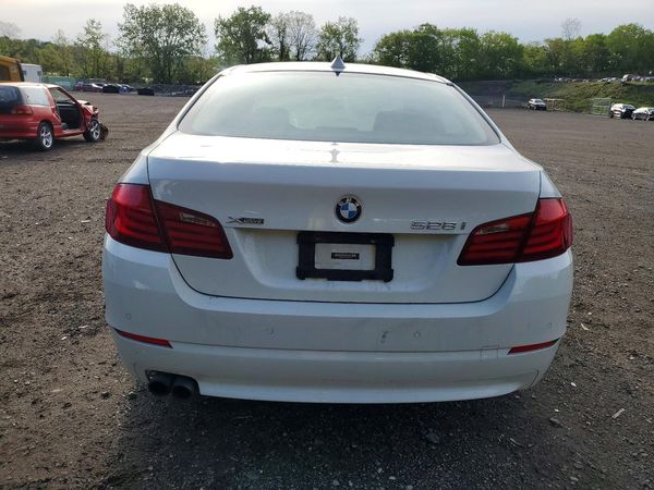 2013 BMW 528