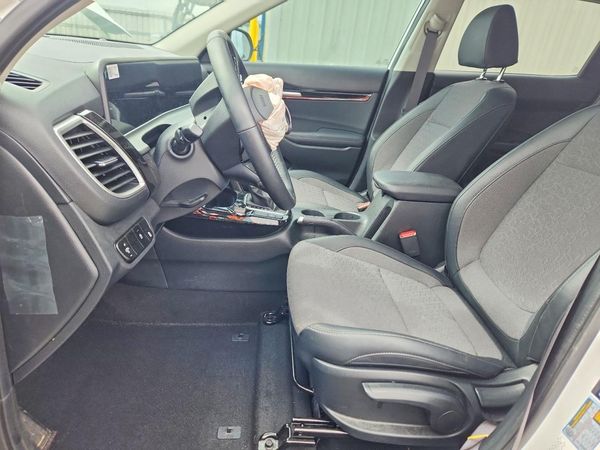 2026 KIA SELTOS S — DENT