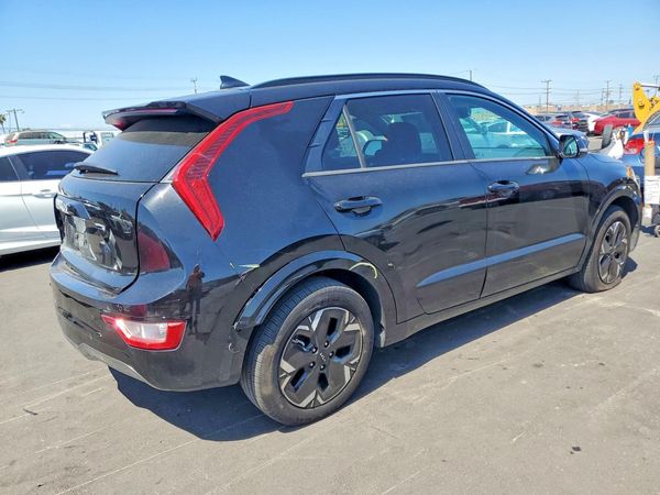 2025 KIA NIRO