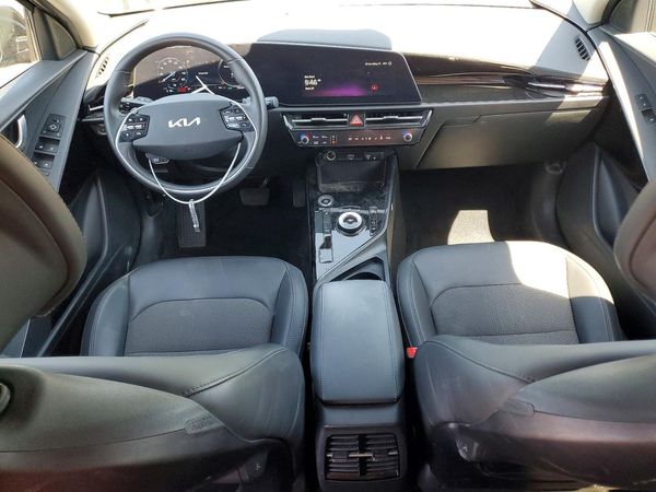 2025 KIA NIRO