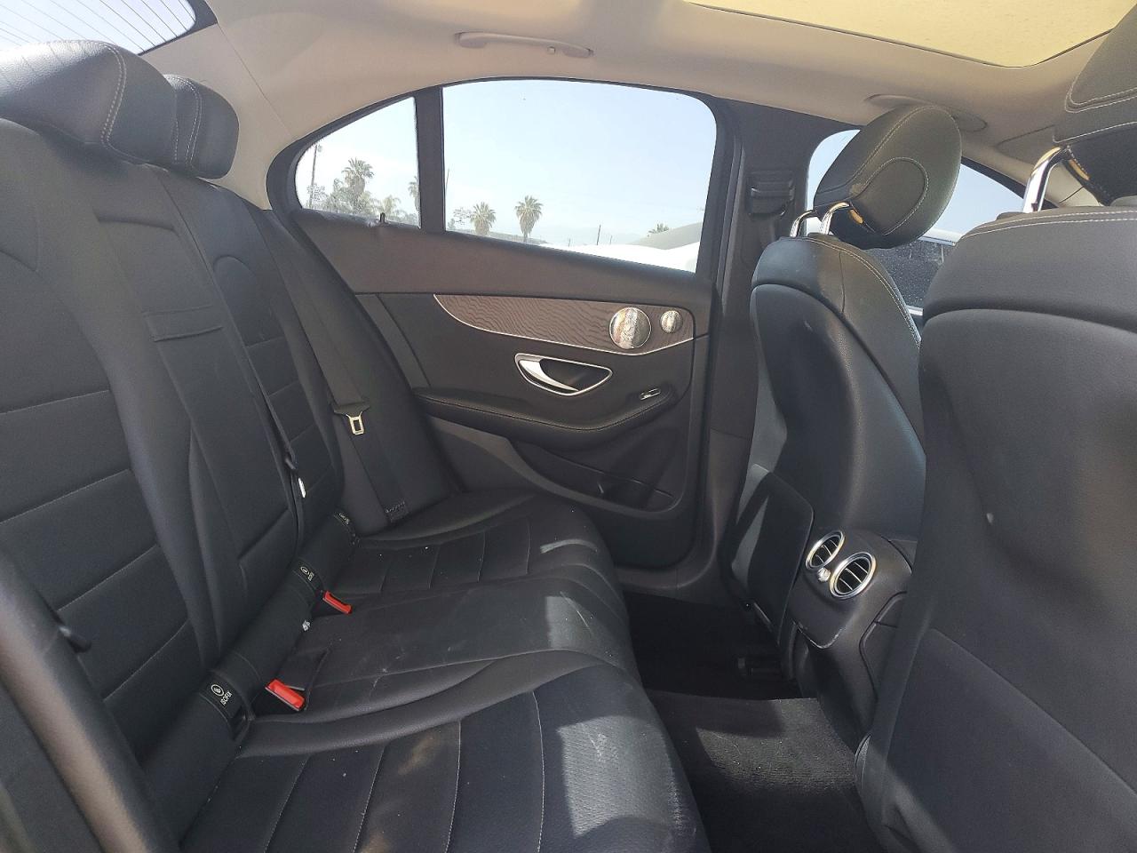 2017 MERCEDES-BENZ C C300