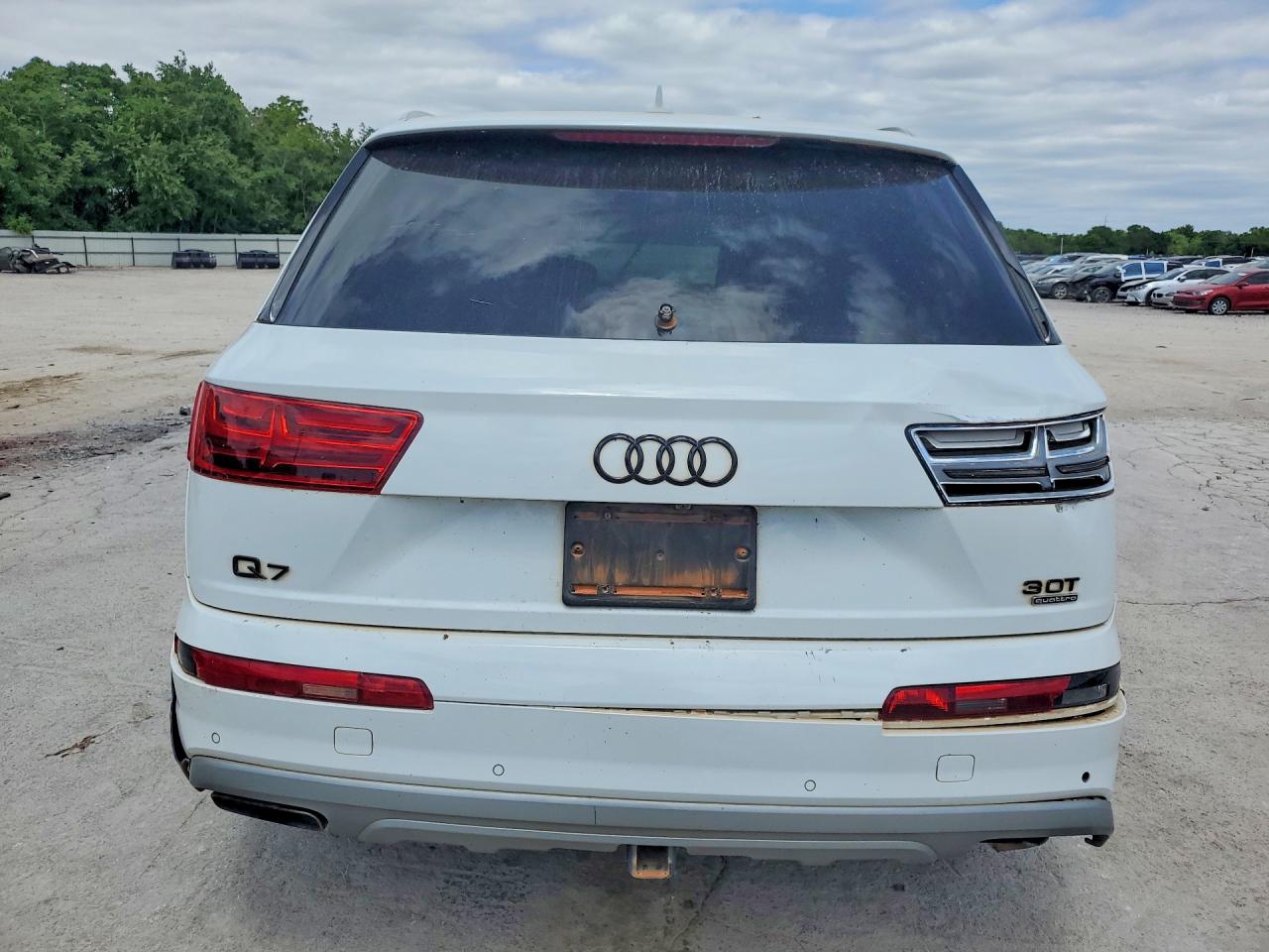 2018 AUDI Q7 quattro Prestige