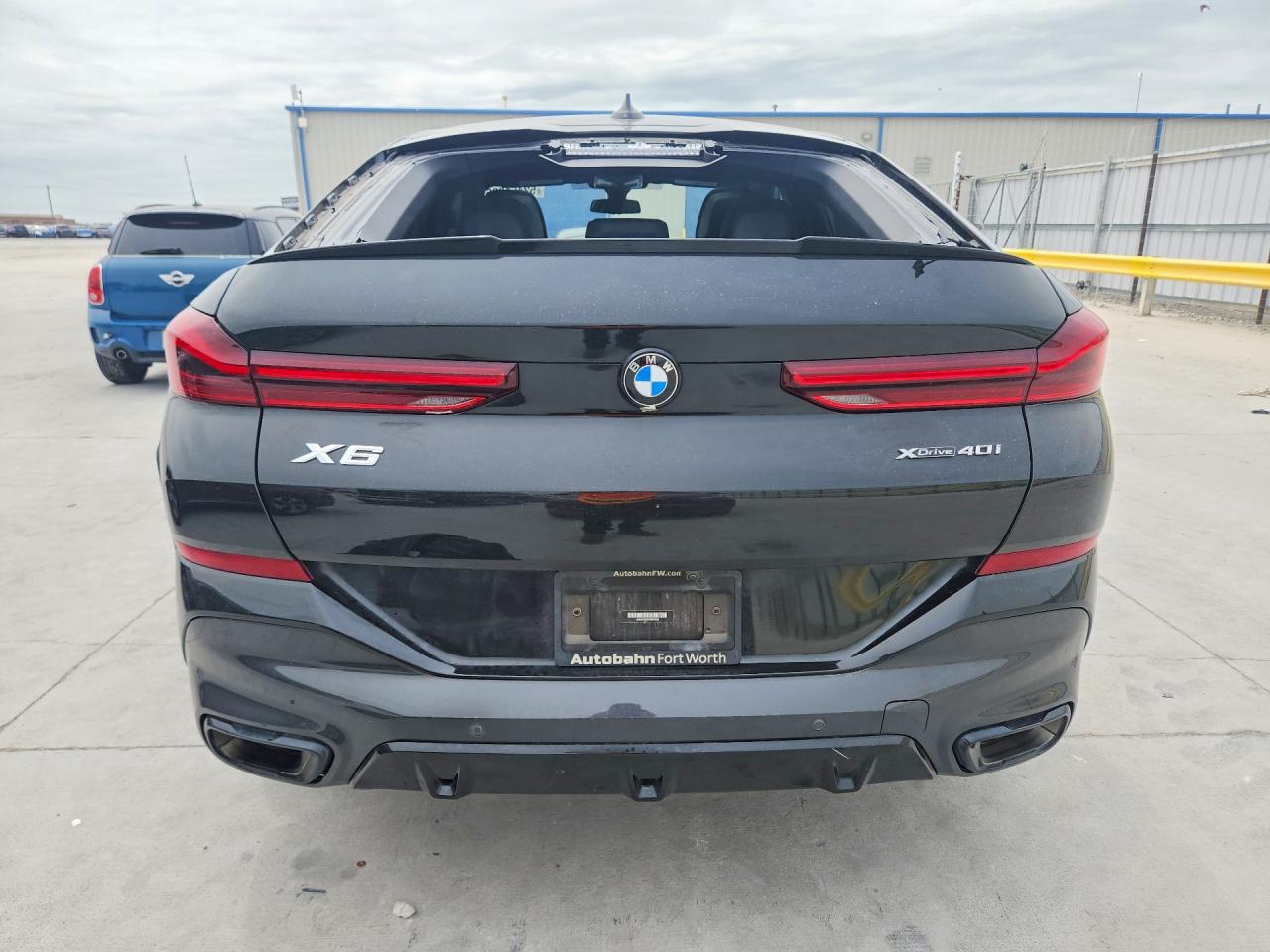 2023 BMW X6 xDrive40i