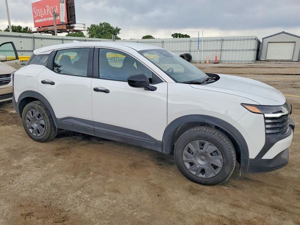 2025 NISSAN KICKS S