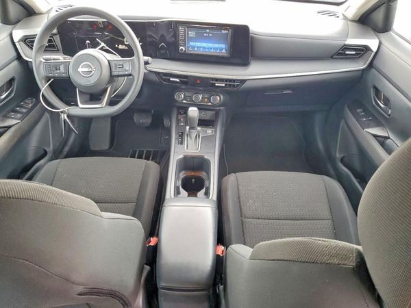 2025 NISSAN KICKS S