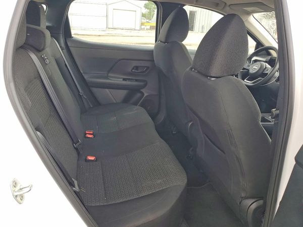 2025 NISSAN KICKS S