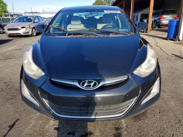 2014 HYUNDAI ELANTRA GLS (Middle)