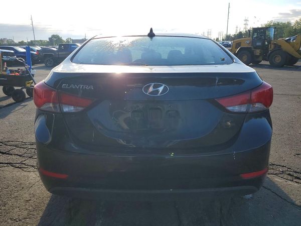2014 HYUNDAI ELANTRA GLS (Middle)