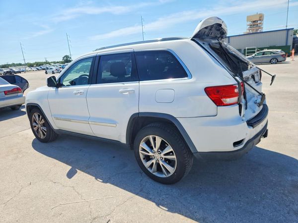 2013 JEEP CHEROKEE Laredo