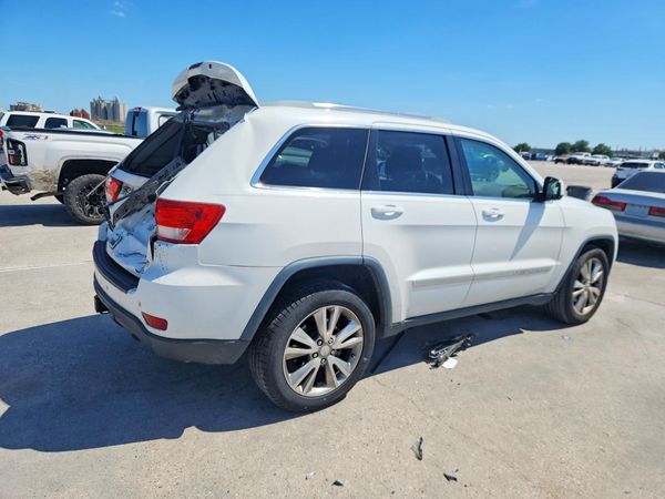 2013 JEEP CHEROKEE Laredo