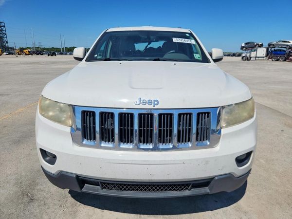 2013 JEEP CHEROKEE Laredo