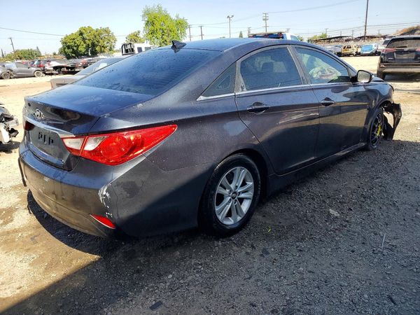2014 HYUNDAI SONATA