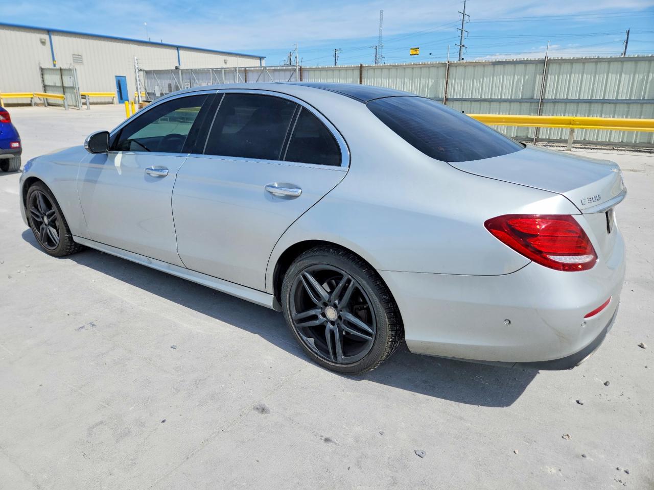 2017 MERCEDES-BENZ E E300