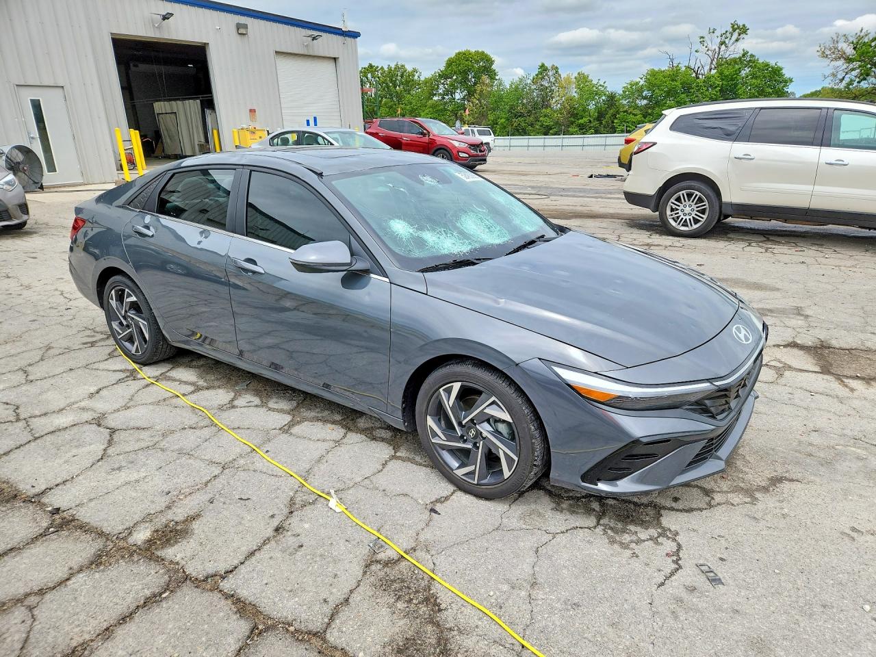 2025 HYUNDAI ELANTRA Limited