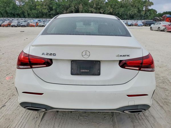 2021 MERCEDES-BENZ A A220-4M