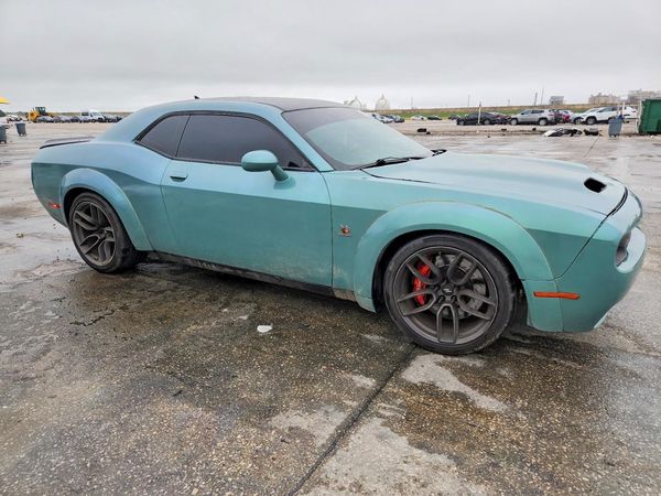 2017 DODGE CHALLENGER