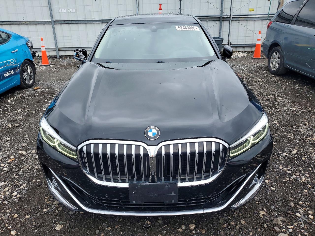 2022 BMW 740 xDrive