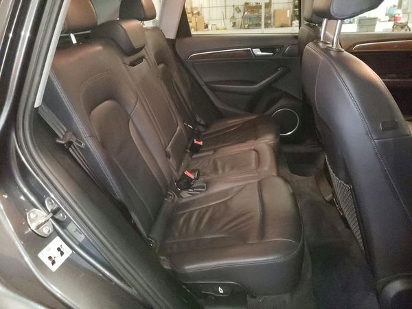 2016 AUDI Q5 quattro Premium Plus