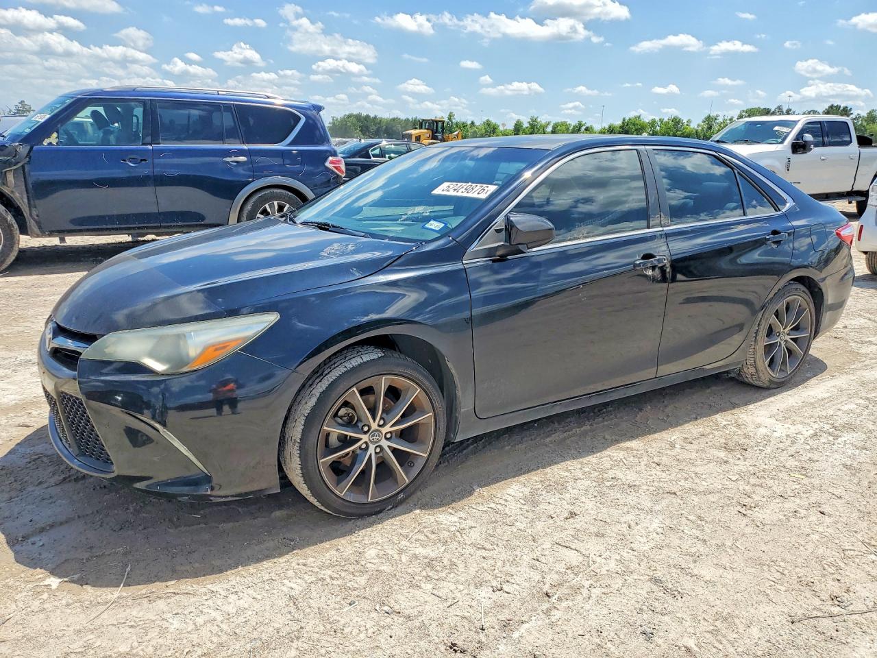 2017 TOYOTA CAMRY