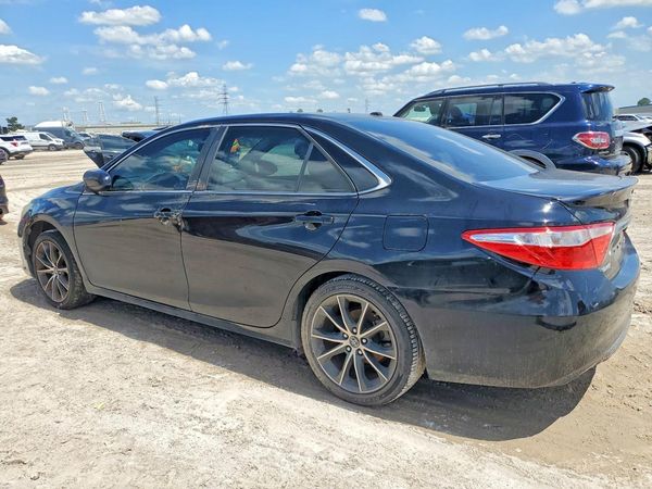2017 TOYOTA CAMRY