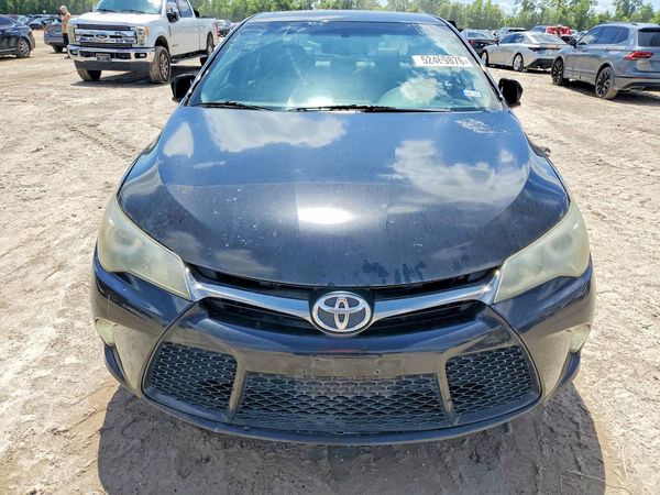 2017 TOYOTA CAMRY
