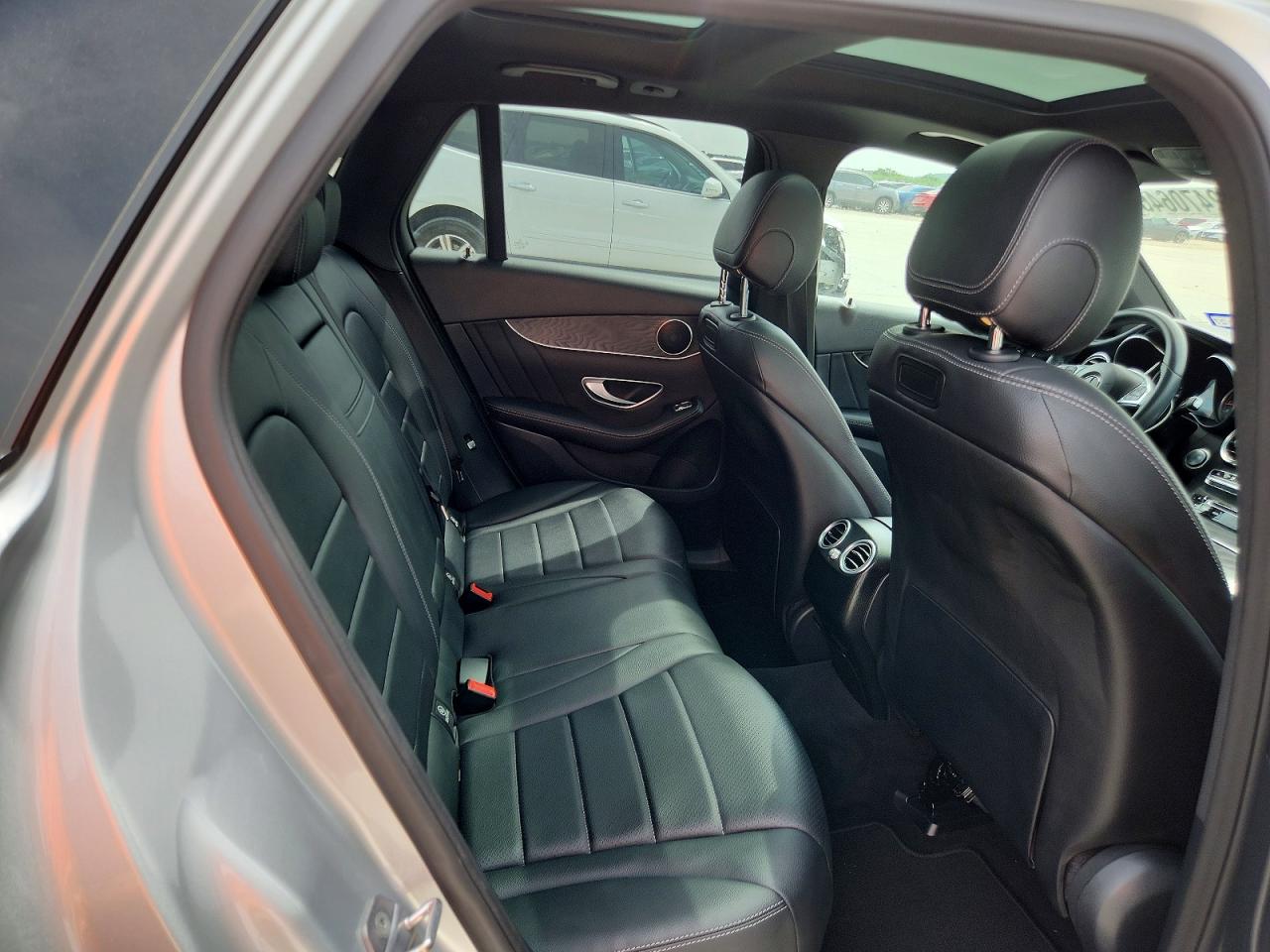 2018 MERCEDES-BENZ GLC GLC300