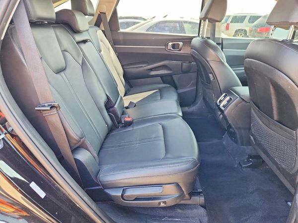 2025 KIA SORENTO