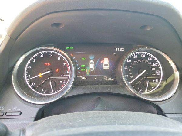 2019 TOYOTA CAMRY