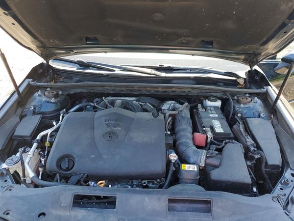 2019 TOYOTA CAMRY