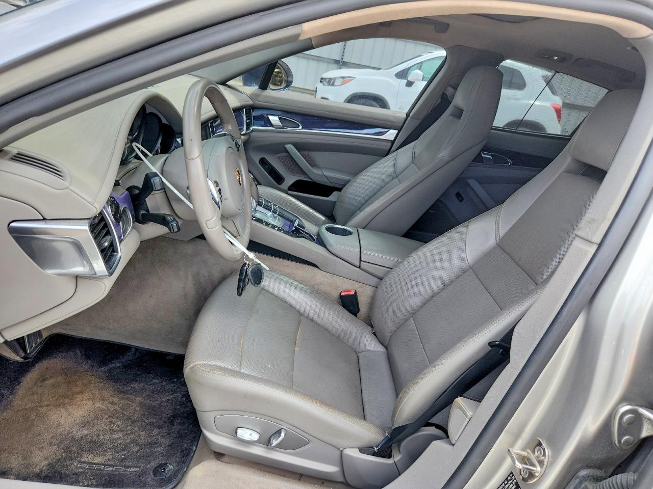2010 PORSCHE PANAMERA