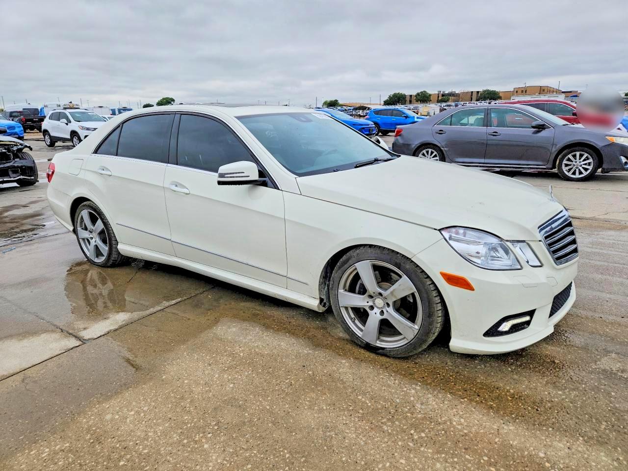 2011 MERCEDES-BENZ E E350