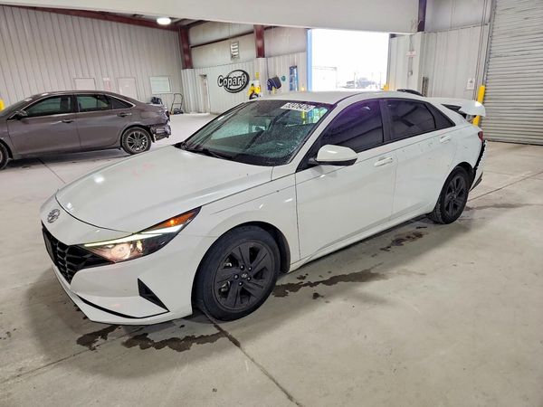 2021 HYUNDAI ELANTRA