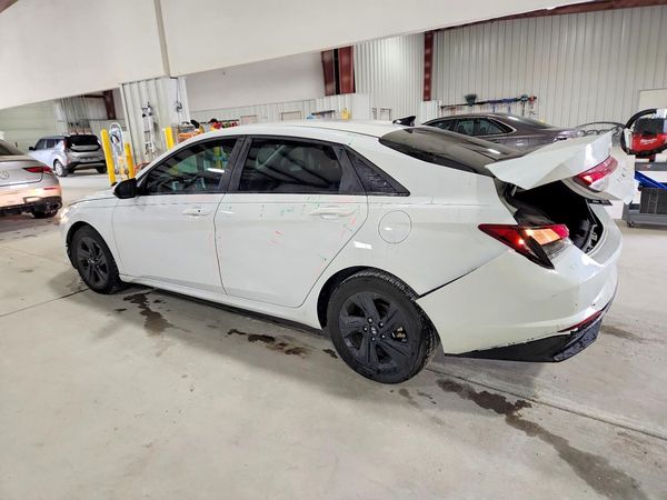 2021 HYUNDAI ELANTRA SEL w/ Convenience Pkg