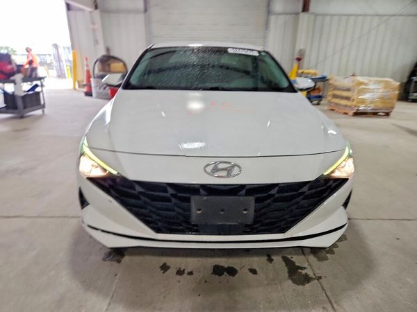2021 HYUNDAI ELANTRA SEL w/ Convenience Pkg