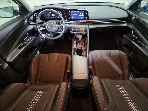 2021 HYUNDAI ELANTRA SEL w/ Convenience Pkg