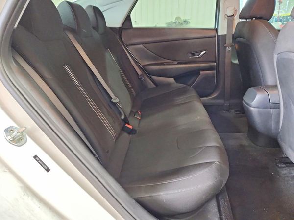 2021 HYUNDAI ELANTRA SEL w/ Convenience Pkg